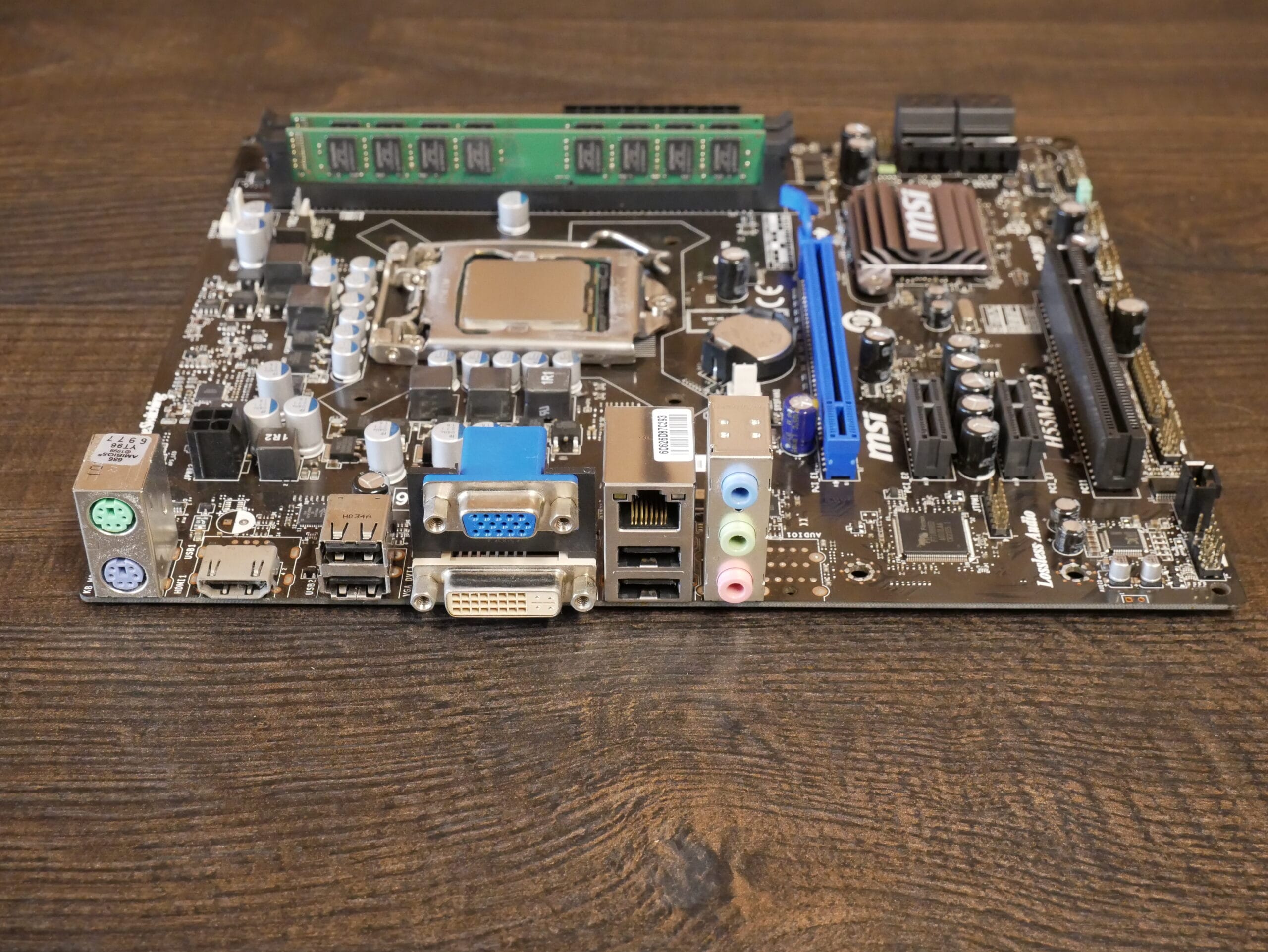 MSI H55M-E23 met CPU & RAM (Refurbished) - Afbeelding 2