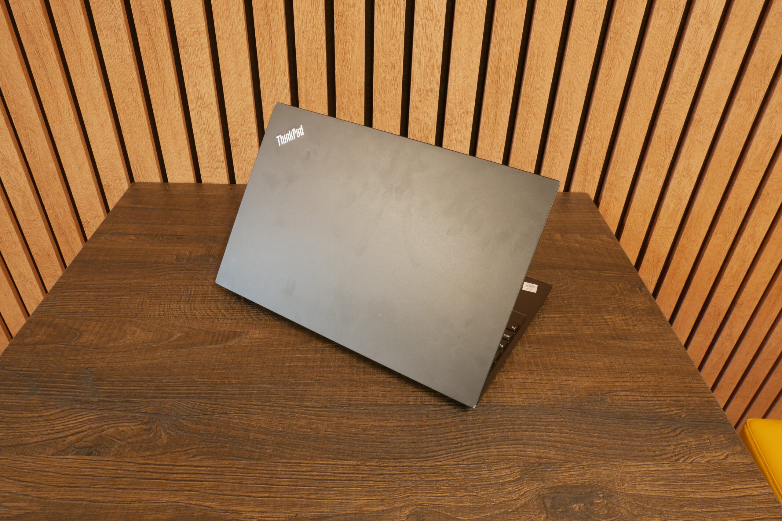 Lenovo Thinkpad E15 (Refurbished) - Afbeelding 2