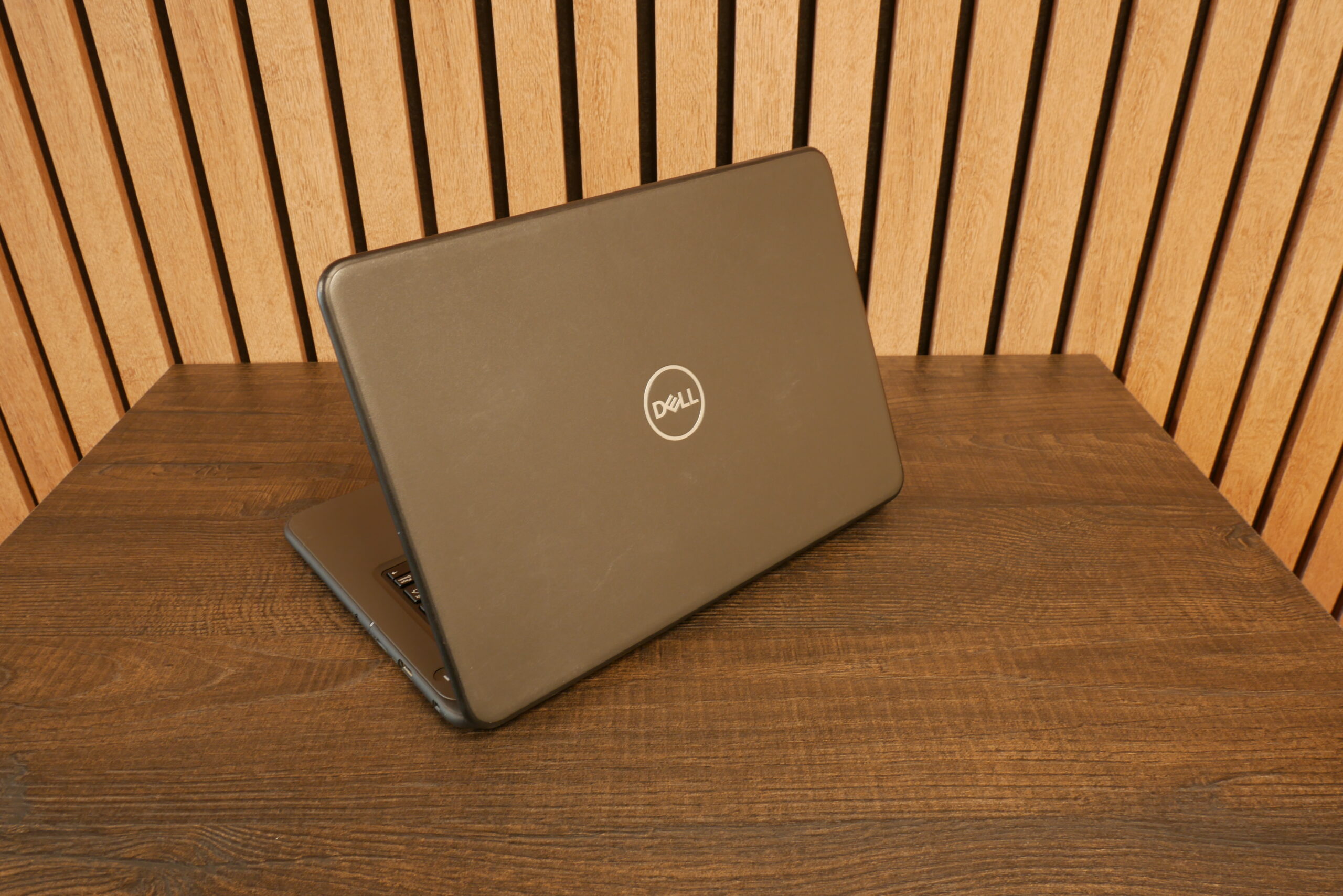 Dell Latitude 3310 Refurbished - Afbeelding 4